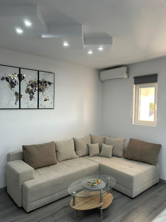Apartment Marko With A Beautiful View Of The Sea Kastel Sucurac Luaran gambar
