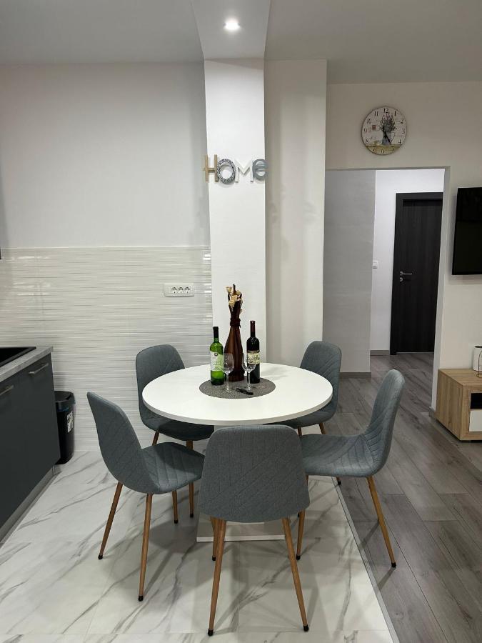 Apartment Marko With A Beautiful View Of The Sea Kastel Sucurac Luaran gambar